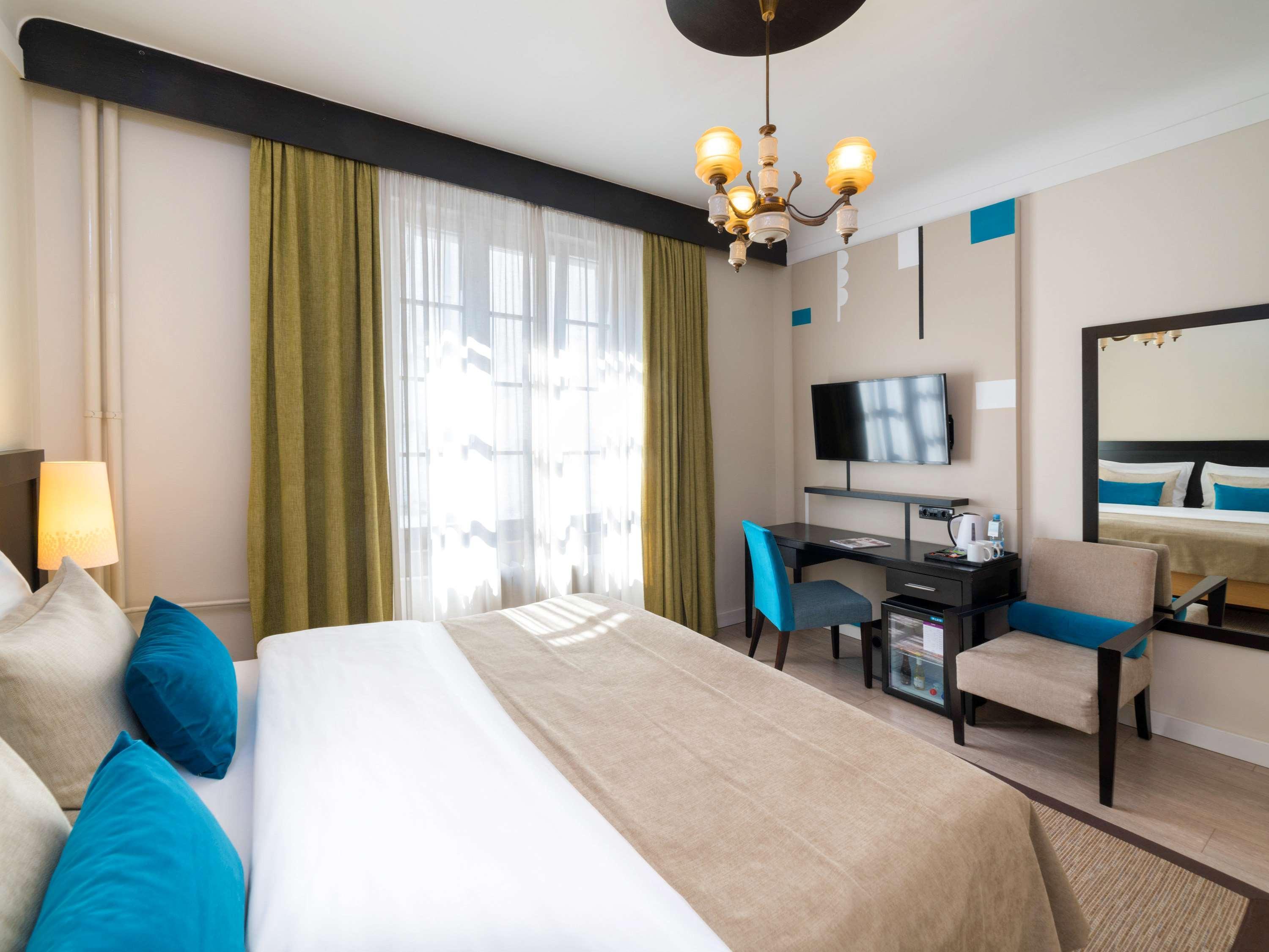 Mercure Excelsior