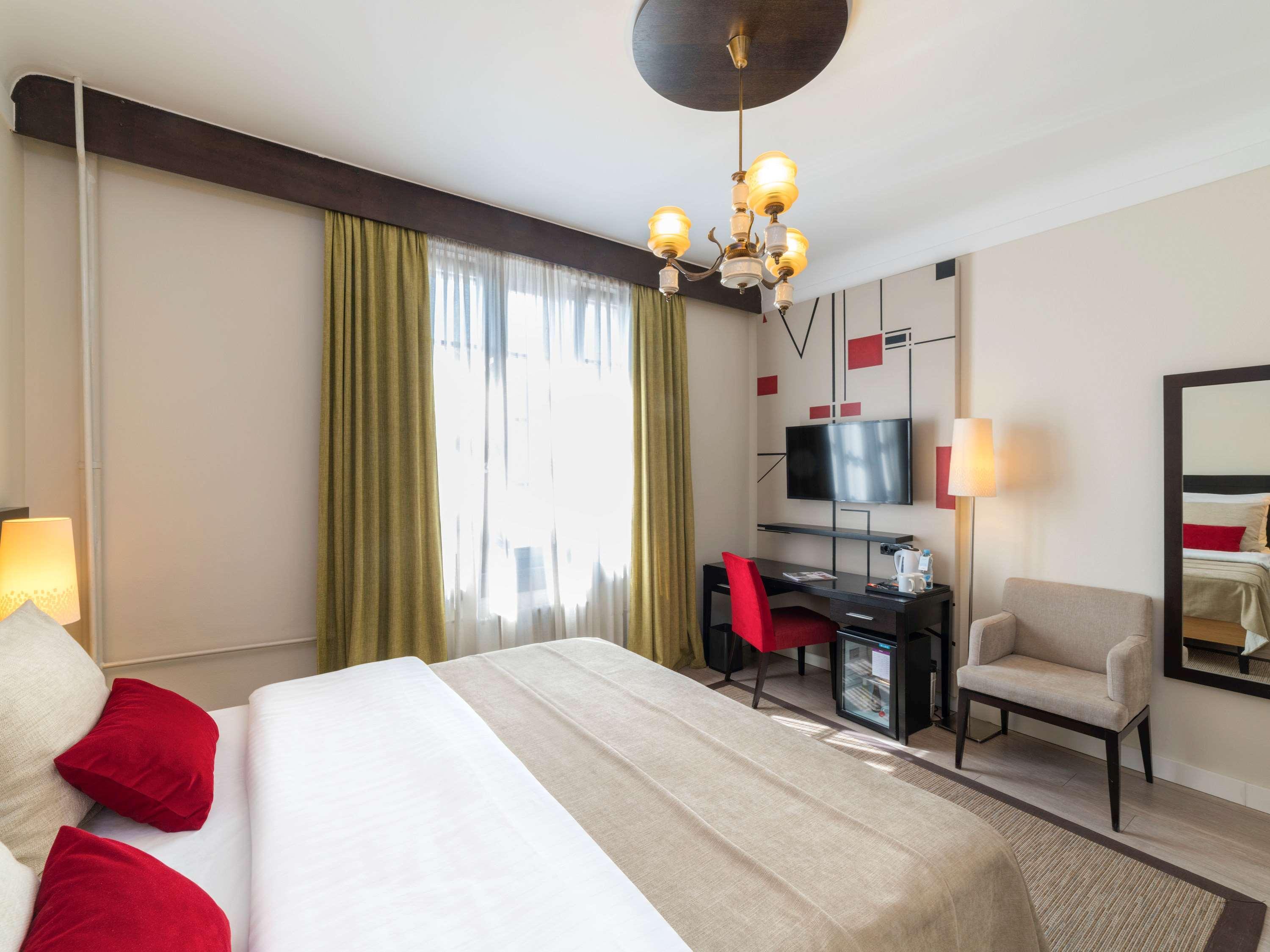 Mercure Excelsior Отель 4*