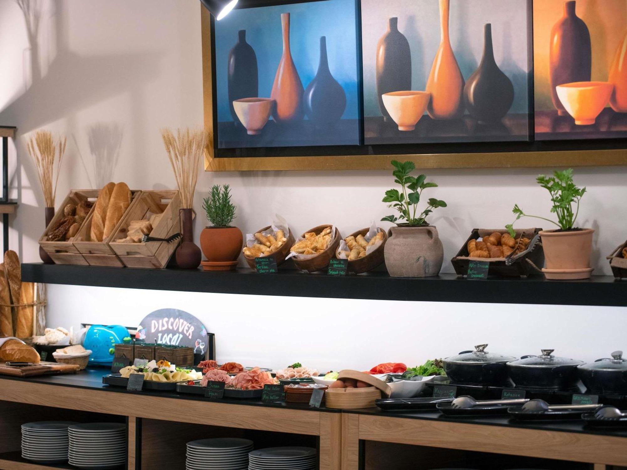 Hotel Mercure Excelsior 4*